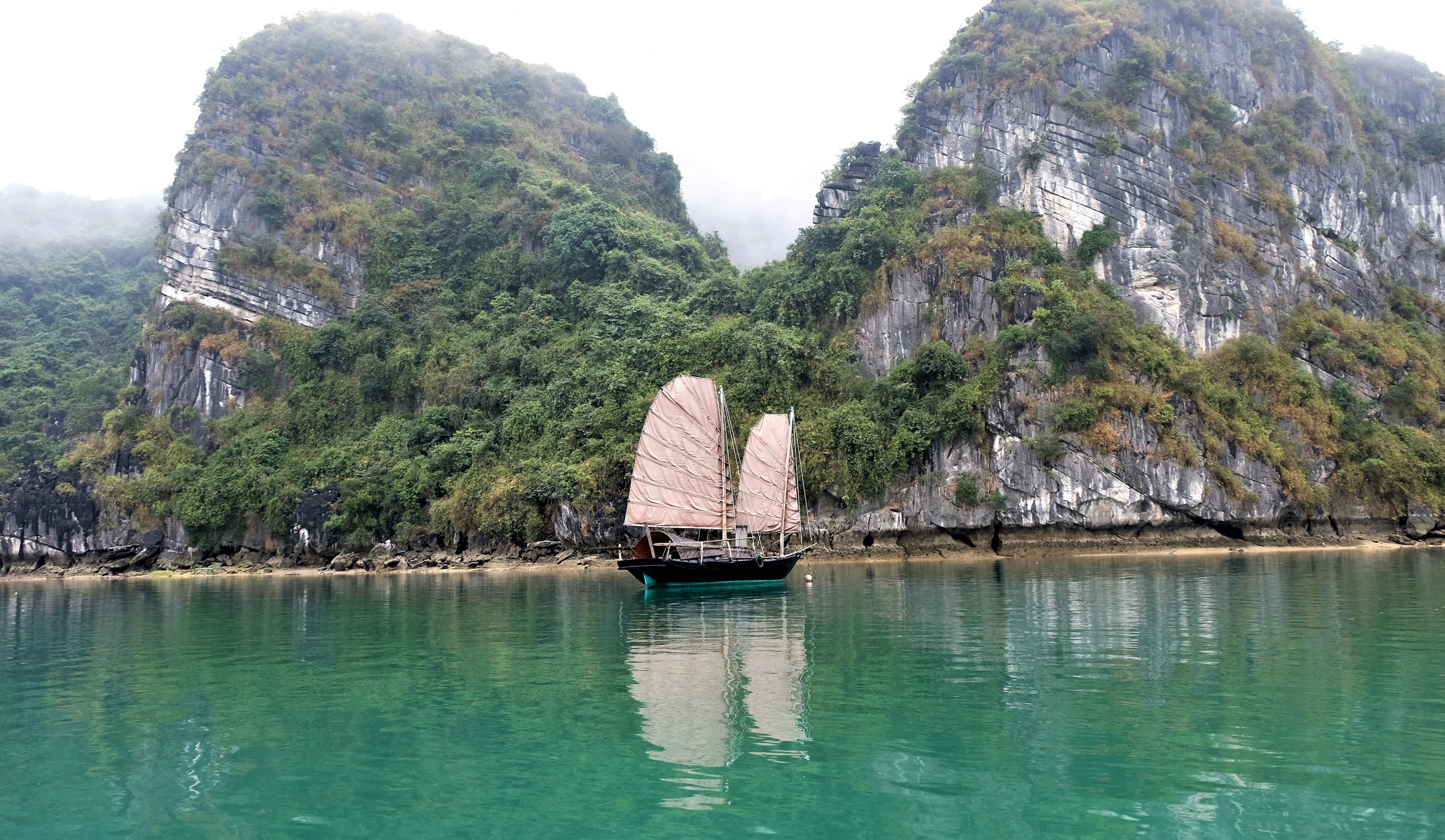 Ha Long Bay