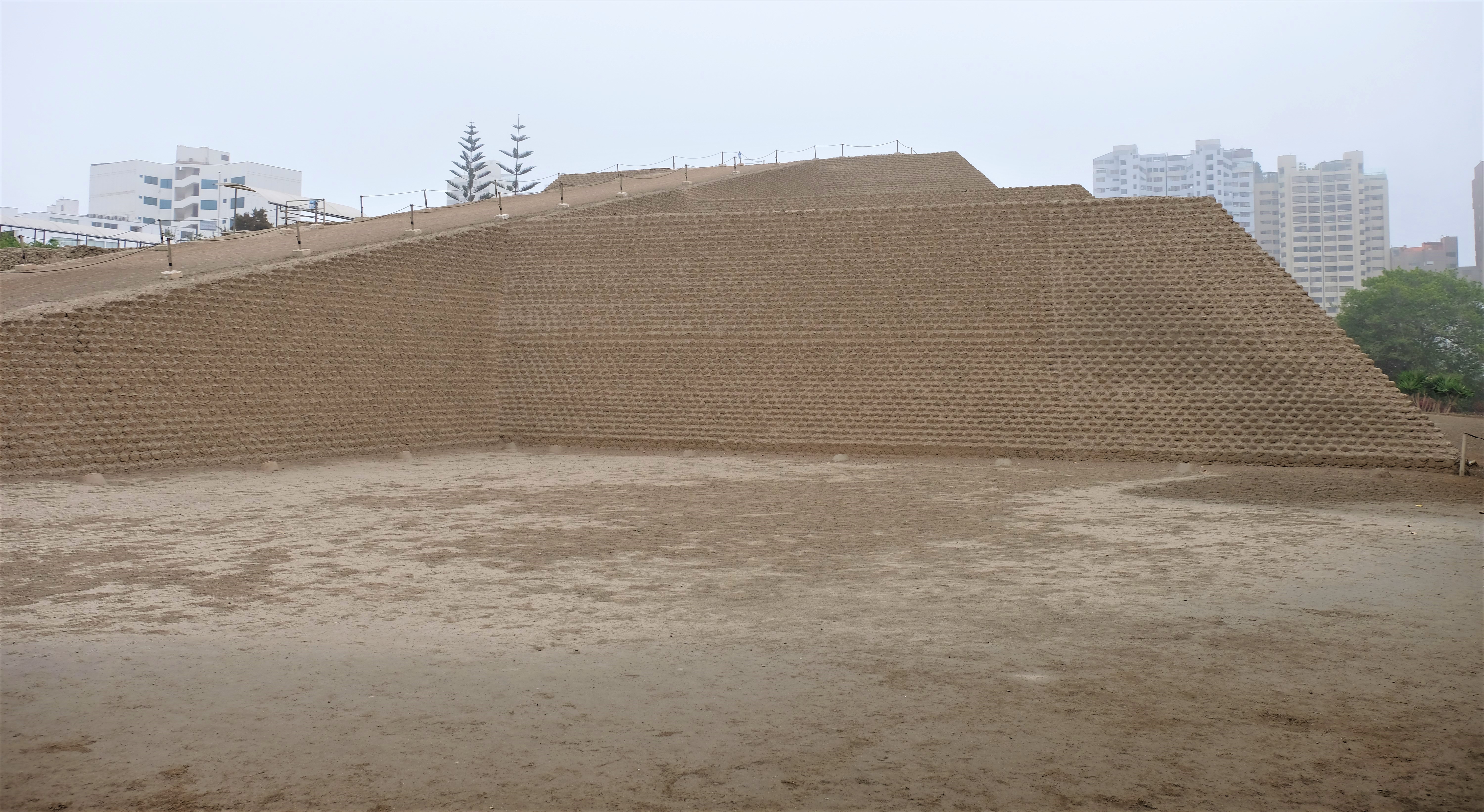 Huaca Huallamarca