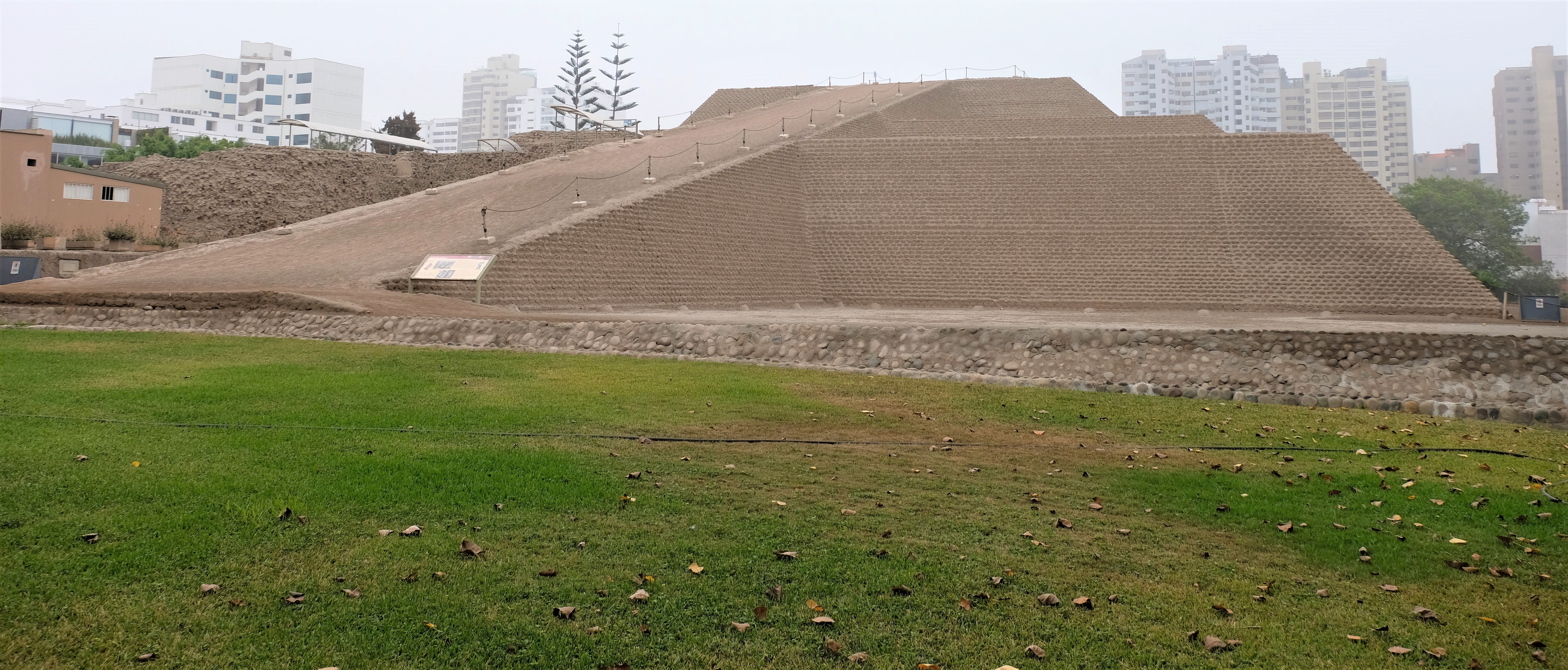 Huaca Huallamarca